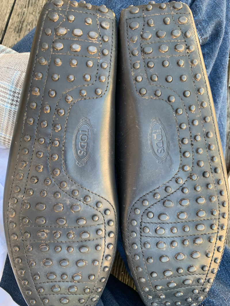 Illustration for article titled Life tip: don’t walk in mud in expensive Italian driving shoes. Especially brand new ones.